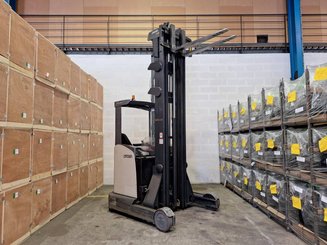 Carretilla retráctil Crown ESR 5260