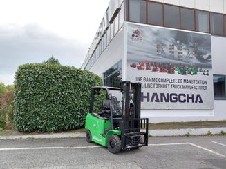 Carretilla contrapesada de 4 ruedas Hangcha AE20Ci (CPD20-AEXY2-I)