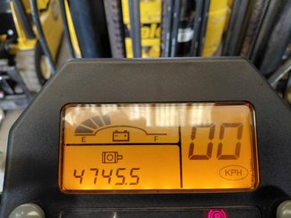 Carretilla contrapesada de 3 ruedas Mitsubishi FB20NT