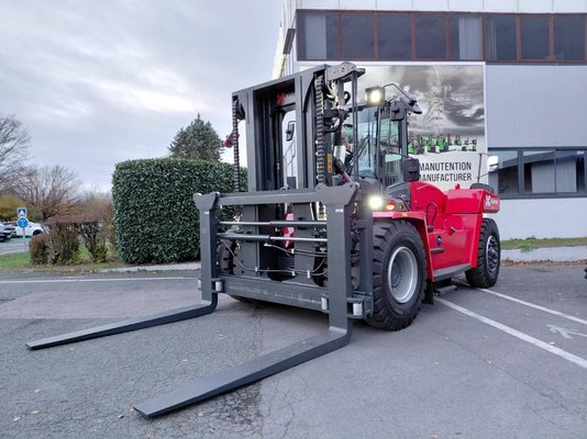 Carretilla contrapesada de 4 ruedas Kalmar DCG250-12S - 1