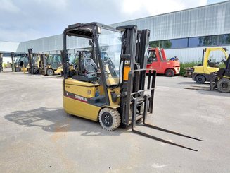 Carretilla contrapesada de 3 ruedas Caterpillar EP16KT