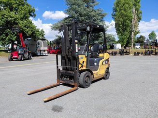 Carretilla contrapesada de 4 ruedas Caterpillar GP18N