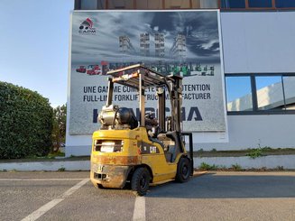 Carretilla contrapesada de 4 ruedas Caterpillar GP18NTD