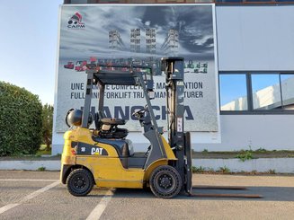 Carretilla contrapesada de 4 ruedas Caterpillar GP18NTD
