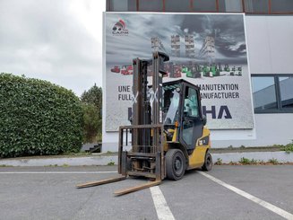 Carretilla contrapesada de 4 ruedas Caterpillar GP25NTD