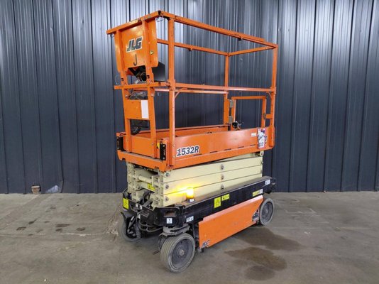 Plataforma de tijera JLG 1532R - 1