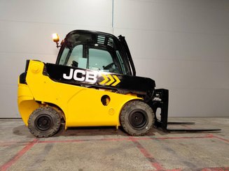 Manipulador telescópico JCB TLT30G-TCR