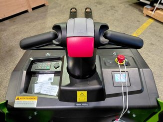 Transpaleta con plataforma Hangcha CBD30-XT1S-SISU