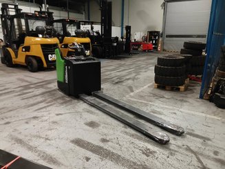 Transpaleta con plataforma Hangcha CBD30-XT1S-SISU