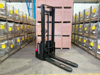 Apilador con conductor acompañante Hangcha CDD12-AMC2-L