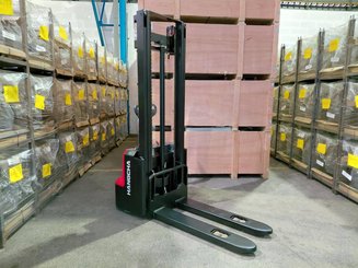 Apilador con conductor acompañante Hangcha CDD12-AMC2-L