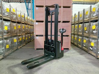 Apilador con conductor acompañante Hangcha CDD12-AMC2-L