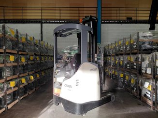 Carretilla retráctil Crown ESR5260-1.4