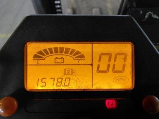 Carretilla contrapesada de 4 ruedas Caterpillar EP30K