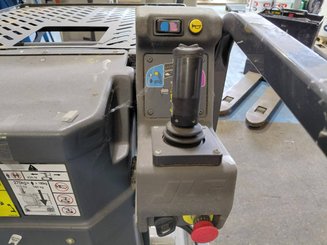Plataforma de mástil JLG 10MSP