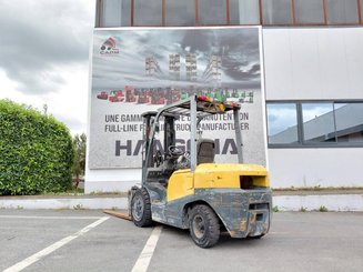Carretilla contrapesada de 4 ruedas TCM FD30T3 - 3