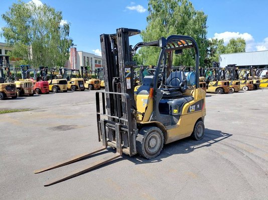 Carretilla contrapesada de 4 ruedas Caterpillar GP18N - 1