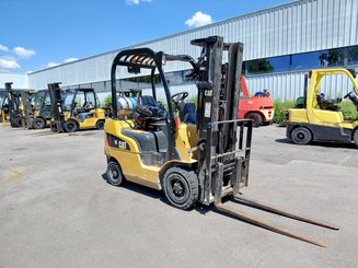 Carretilla contrapesada de 4 ruedas Caterpillar GP18N