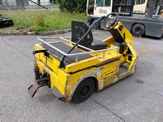 Tractor de remolque Charlatte TE206