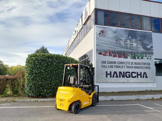 Carretilla contrapesada de 4 ruedas Hangcha XE25i ( CPD25-XEY2HA-SI )