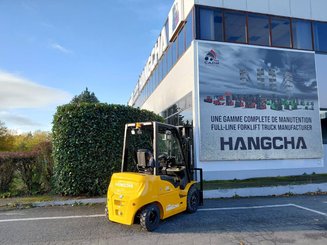 Carretilla contrapesada de 4 ruedas Hangcha XE25i ( CPD25-XEY2HA-SI )