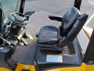 Carretilla contrapesada de 4 ruedas Hangcha XE25i ( CPD25-XEY2HA-SI )