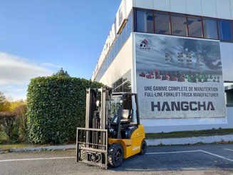 Carretilla contrapesada de 4 ruedas Hangcha XE25i ( CPD25-XEY2HA-SI )