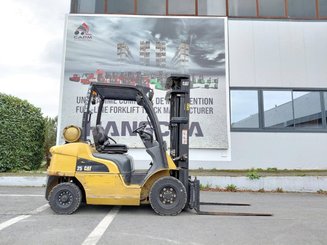 Carretilla contrapesada de 4 ruedas Caterpillar GP25N