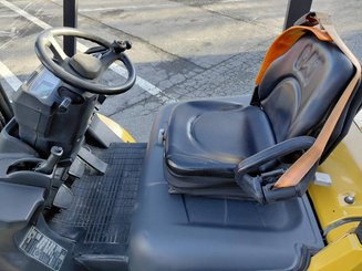 Carretilla contrapesada de 4 ruedas Caterpillar GP30NTD