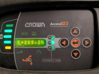 Apilador con conductor acompañante Crown ESI4000-12