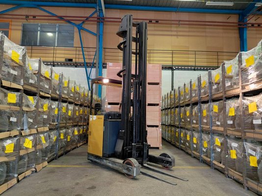 Carretilla retráctil Hyster HYR2.0 - 1