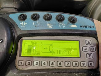 Carretilla retráctil Hyster HYR2.0