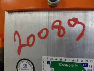 Plataforma de mástil JLG TOUCANDUO