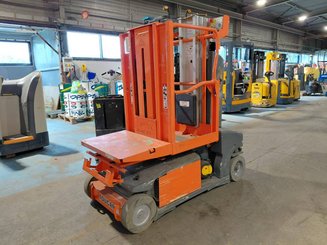 Plataforma de mástil JLG TOUCANDUO