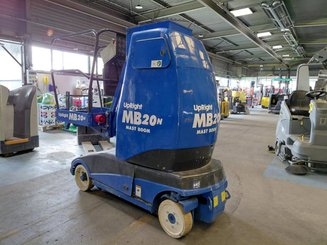 Plataforma de mástil Upright MB20N