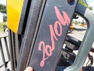 Carretilla contrapesada de 4 ruedas Doosan D30GP