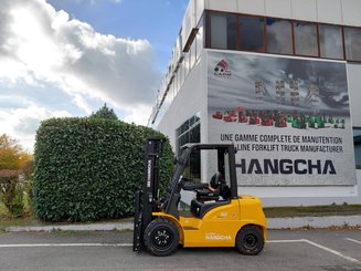 Carretilla contrapesada de 4 ruedas Hangcha XE30Hi ( CPD30-XEY2H2-SI )