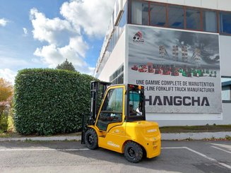 Carretilla contrapesada de 4 ruedas Hangcha XE30Hi ( CPD30-XEY2H2-SI )