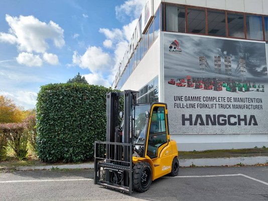 Carretilla contrapesada de 4 ruedas Hangcha XE30Hi ( CPD30-XEY2H2-SI ) - 1