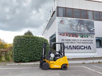 Carretilla contrapesada de 4 ruedas Hangcha XE18i (CPD18-XEY2HA-SI)  - 2
