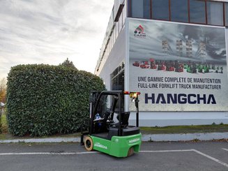 Carretilla contrapesada de 3 ruedas Hangcha X3W15i (CPDS15-XD4-SI)