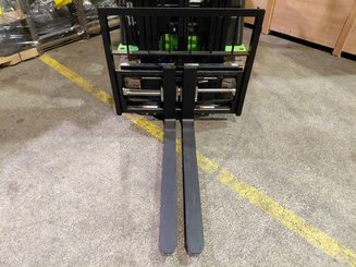 Carretilla contrapesada de 3 ruedas Hangcha XC3-20i (CPDS20-XCY2G-SI)