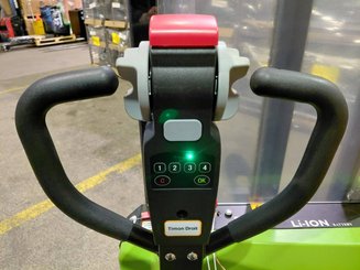 Apilador con conductor acompañante Hangcha CDD15-A2MC2-ISZ - 3