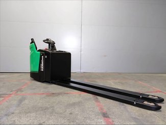 Transpaleta con plataforma Hangcha CBD30-XT1S-SISU