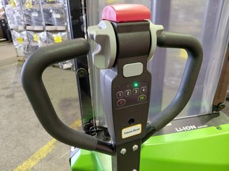 Apilador con conductor acompañante Hangcha CDD15-A2MC2-ISZ - 3