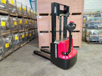 Apilador con conductor acompañante Hangcha CDD12-AMC2-L