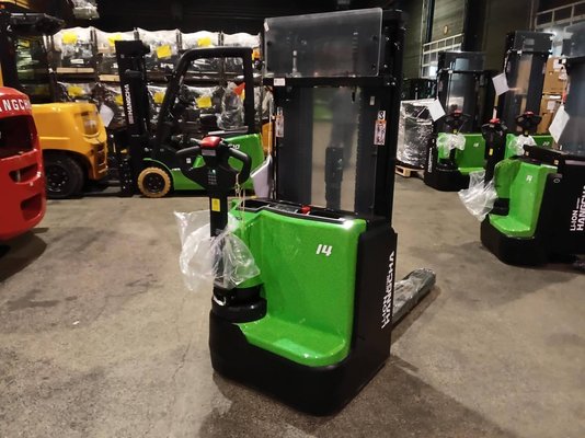 Apilador con conductor acompañante Hangcha CDD14-XT1-SI  - 1