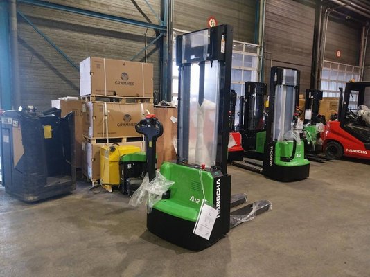 Apilador con conductor acompañante Hangcha CDD12-AMC2-Li - 1