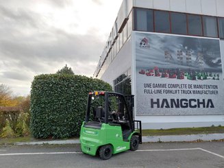 Carretilla contrapesada de 4 ruedas Hangcha AE18i (CPD18-AEY2-I)  - 4