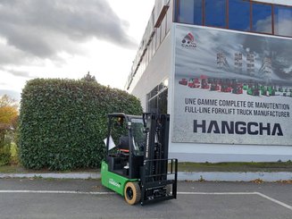 Carretilla contrapesada de 3 ruedas Hangcha X3W15i (CPDS15-XD4-SI)